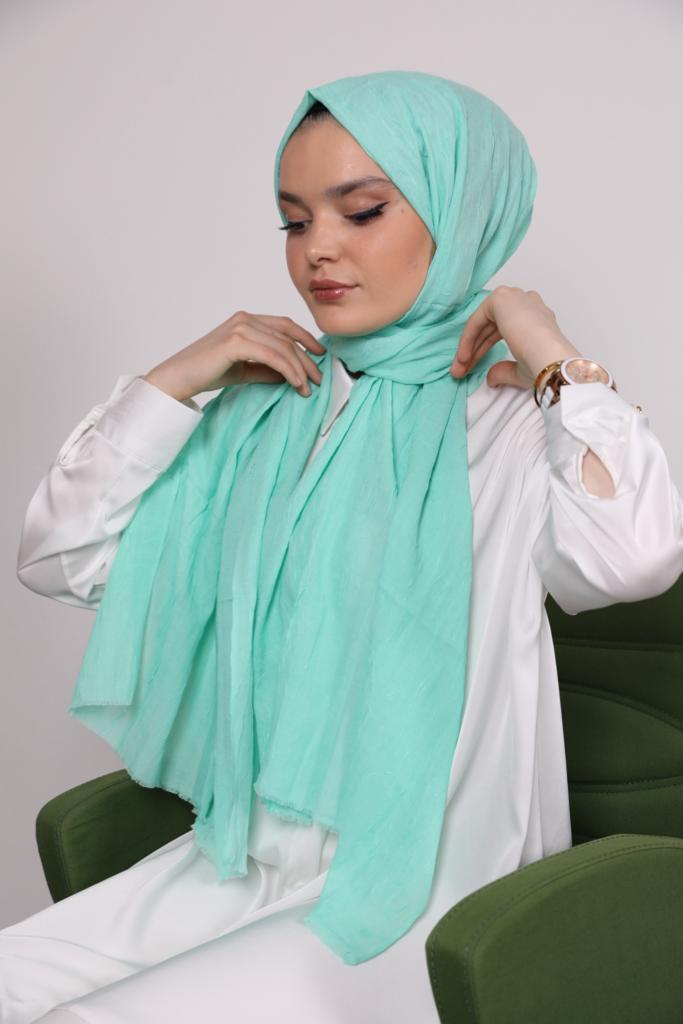 Bamboo Model Shawl Water Green