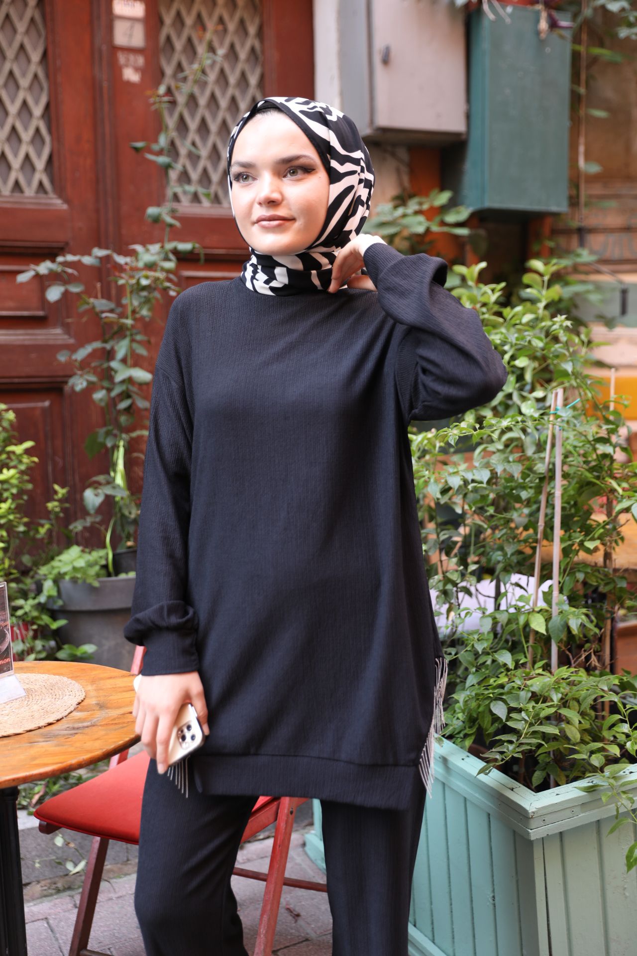 Skirt Chain Detailed Suit Black