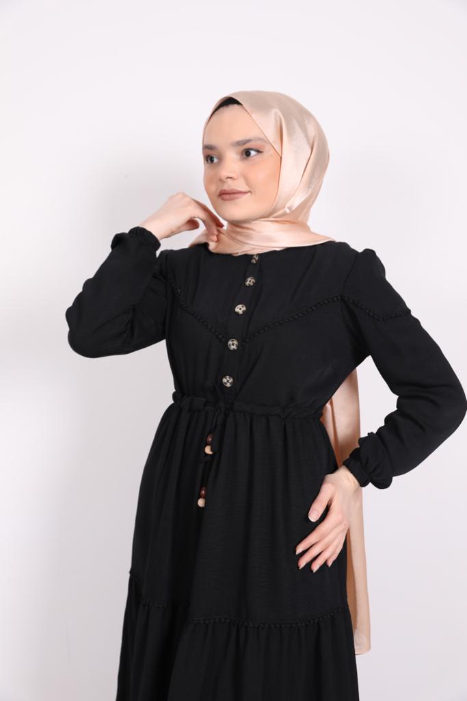 Belden Bağlamalı Güpürlü Elbise Siyah