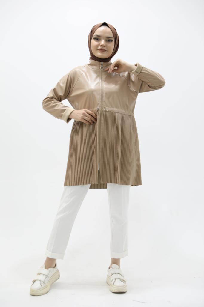 Belted Pleated Leather Cap Beige