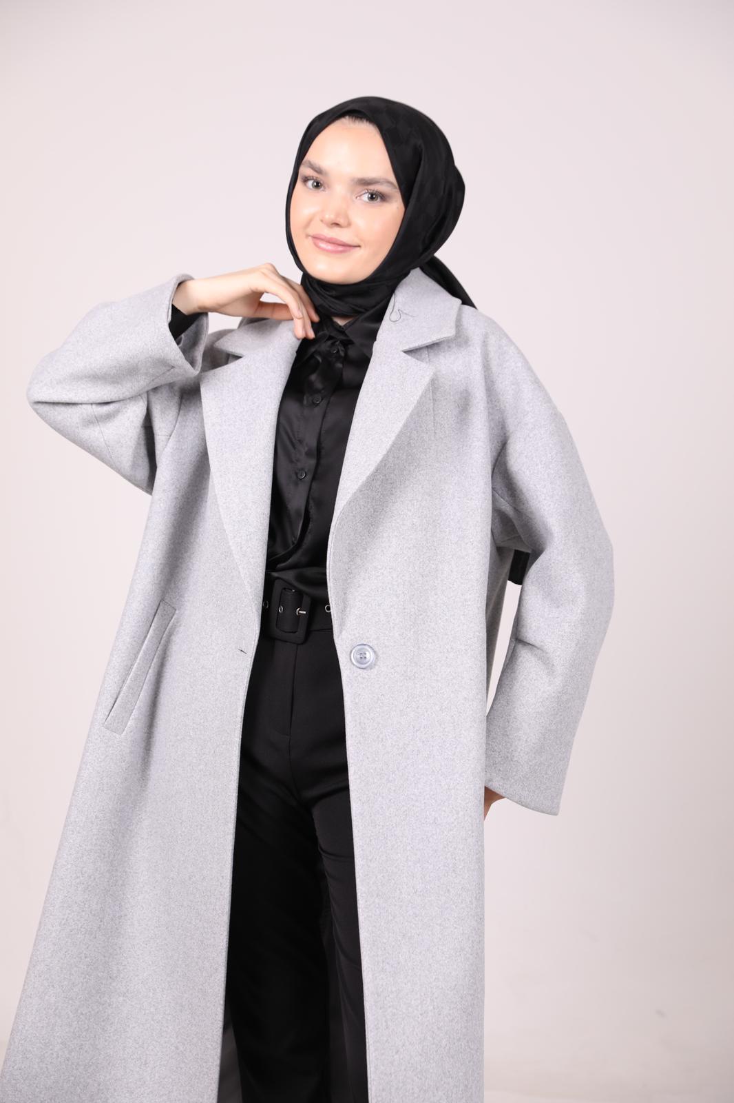 Oversized Coat with Pleat Detail on the Sleeve Gray