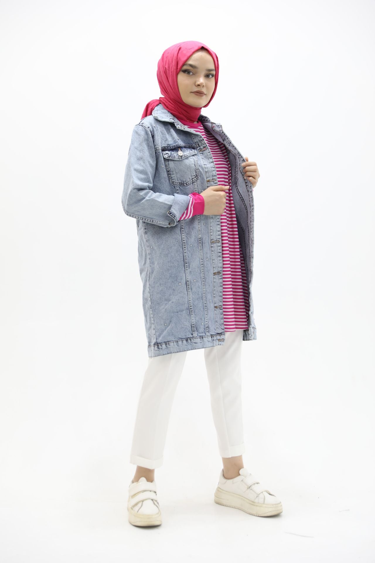 Stone Detailed Denim Jacket Blue