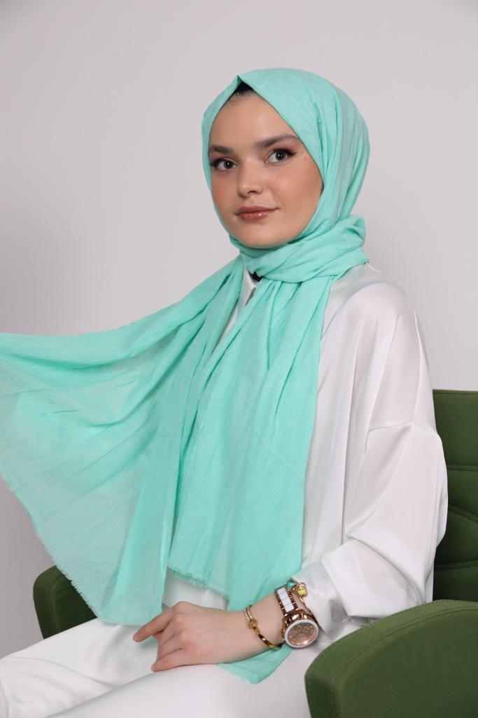 Bamboo Model Shawl Water Green