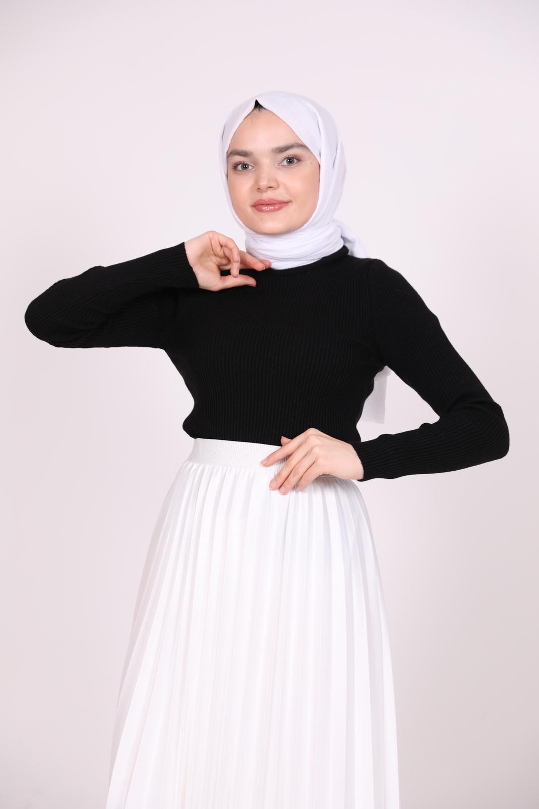 Boğazlı Triko Badi Siyah