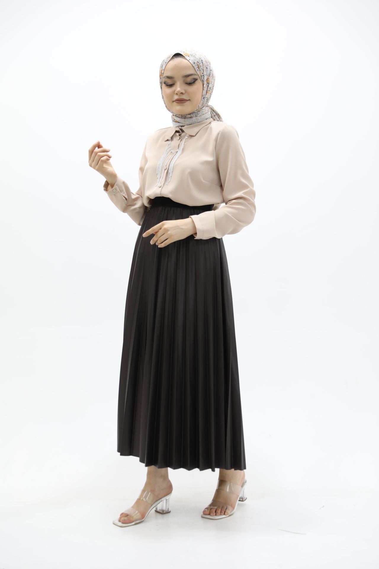 Chain Blouse Beige
