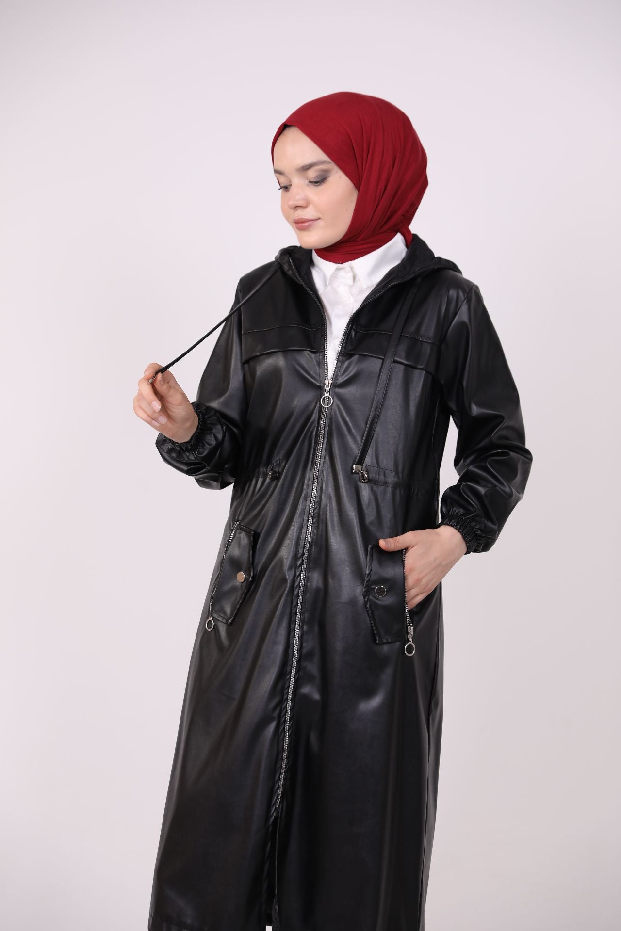 Leather Cap with Waist Lace Black