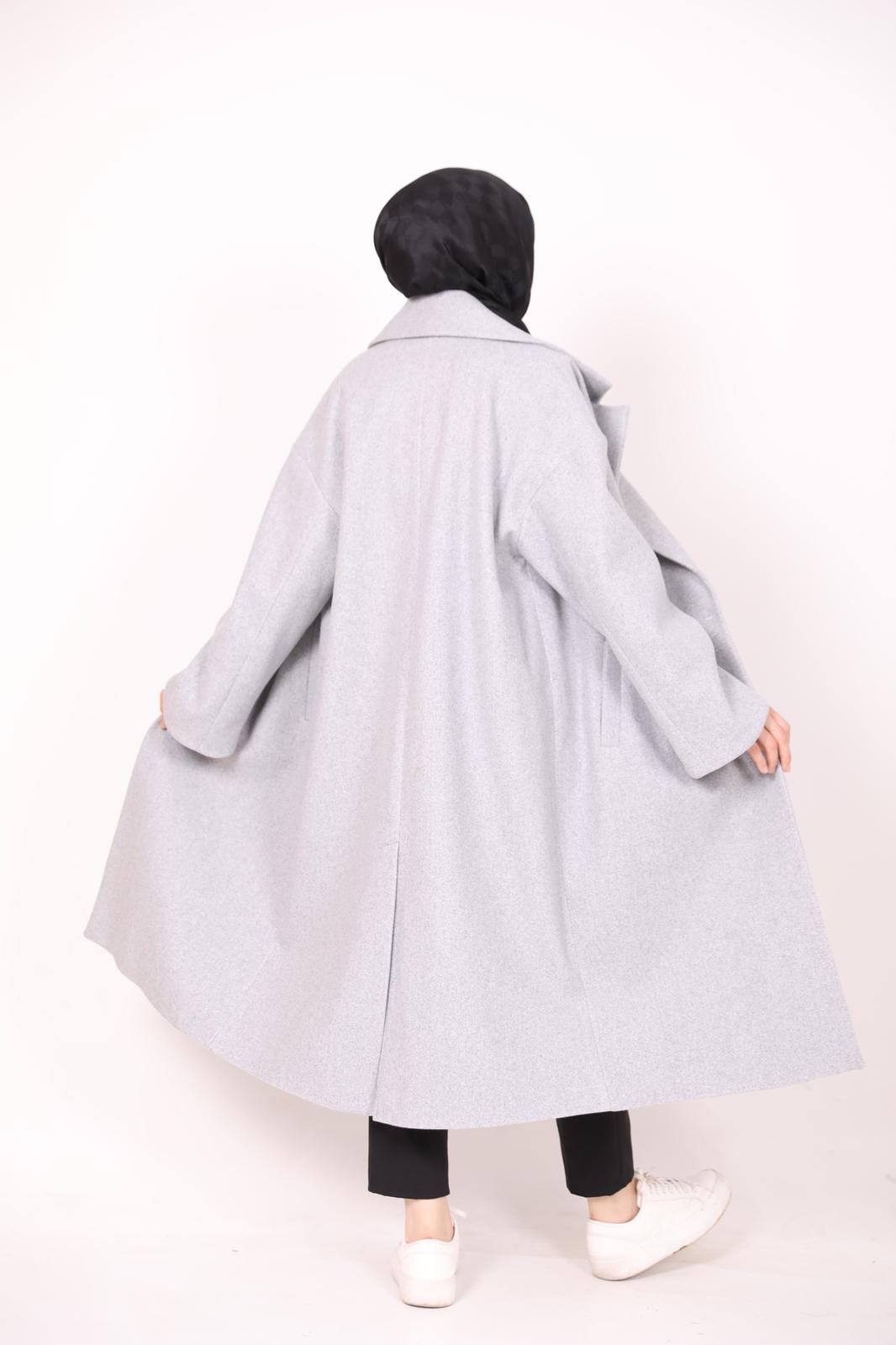 Oversized Coat with Pleat Detail on the Sleeve Gray