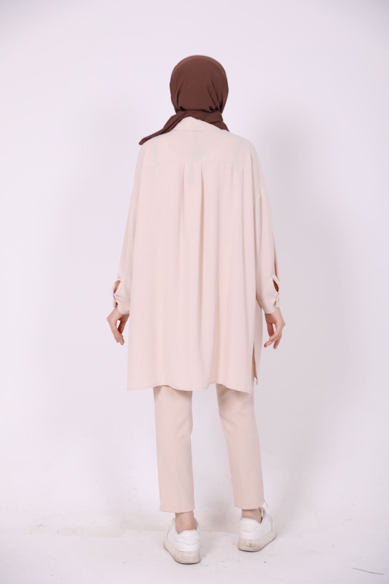 Wide Buttoned Ayrobin Shirt Beige