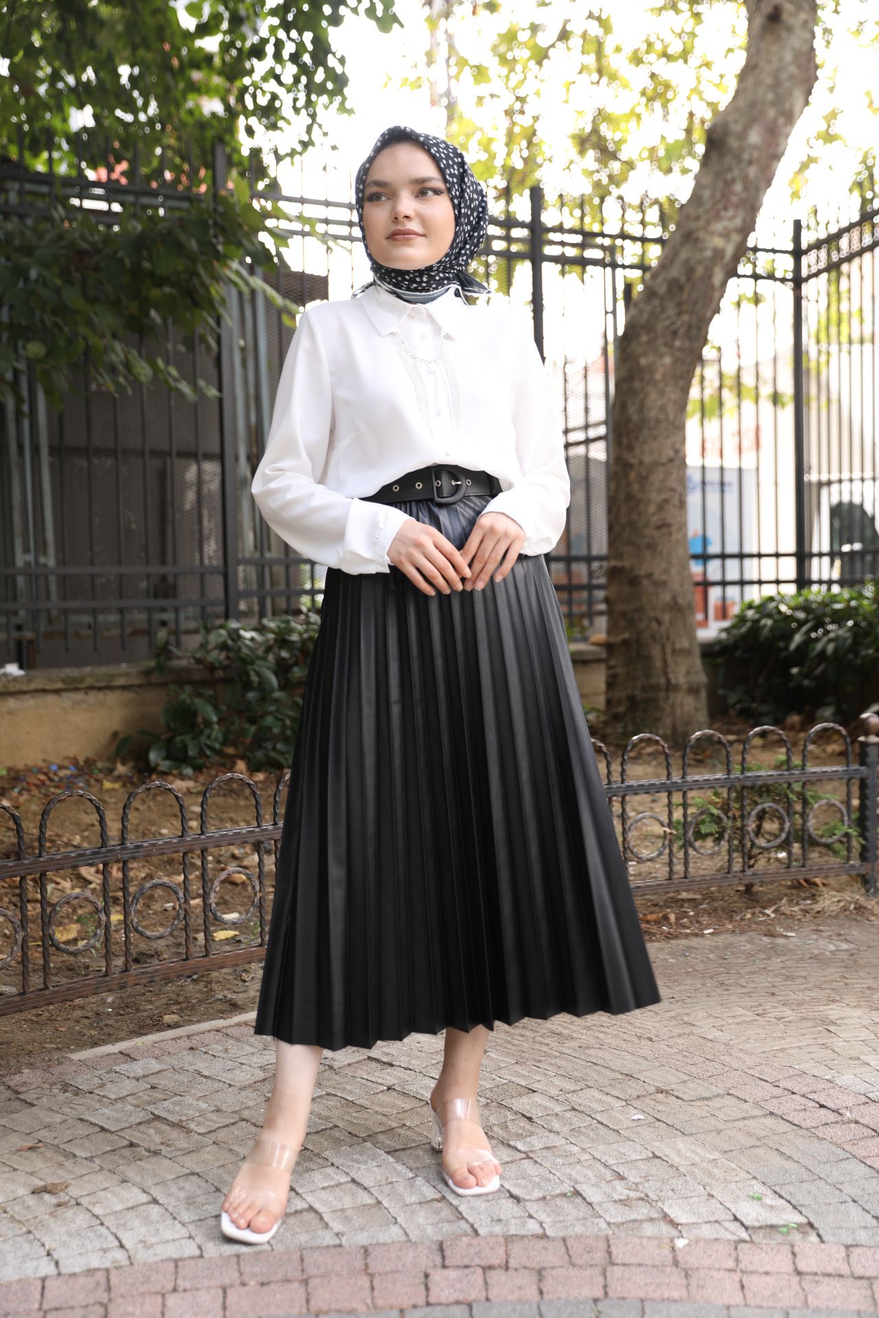 Chain Blouse White