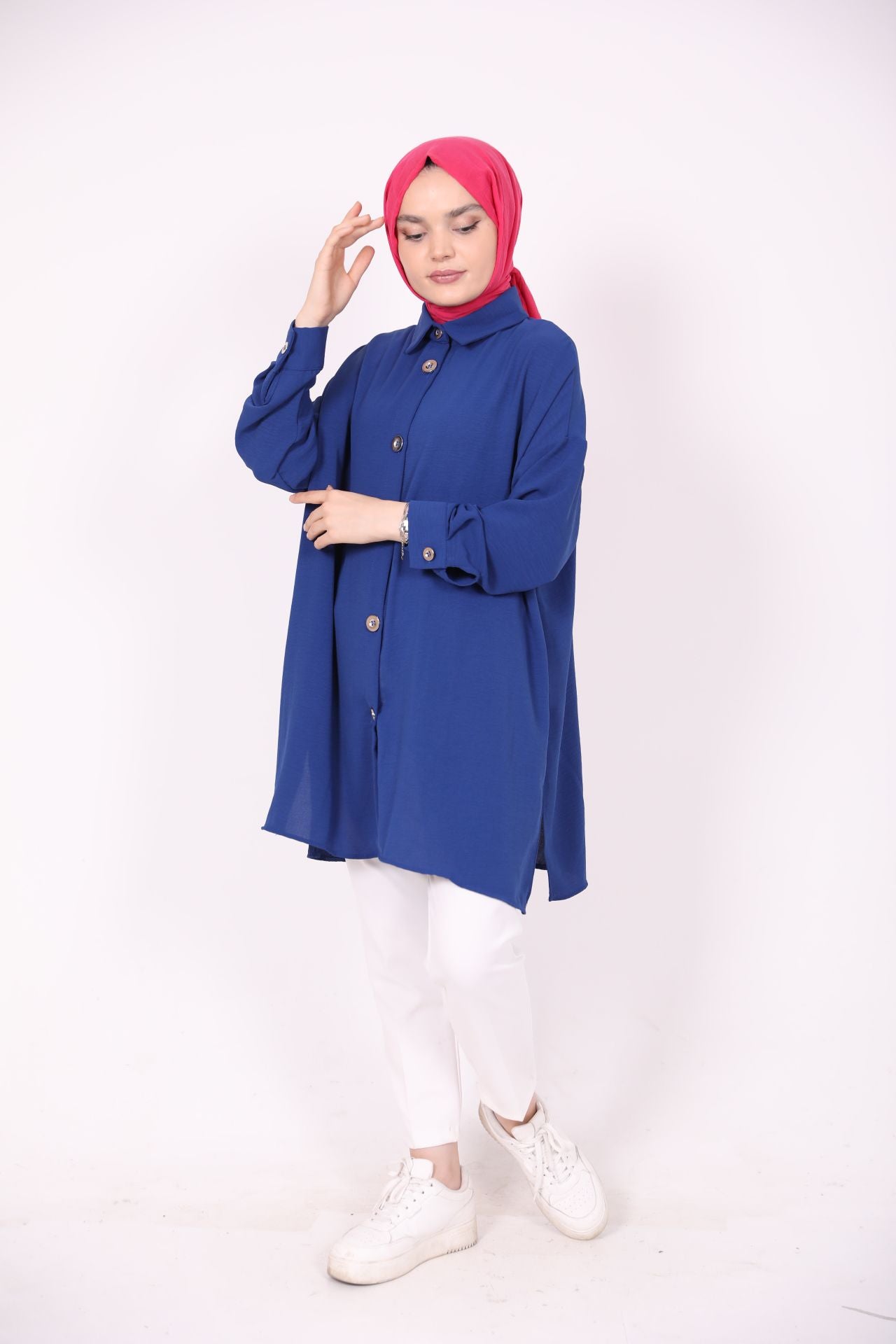 Wide Buttoned Ayrobin Shirt Blue