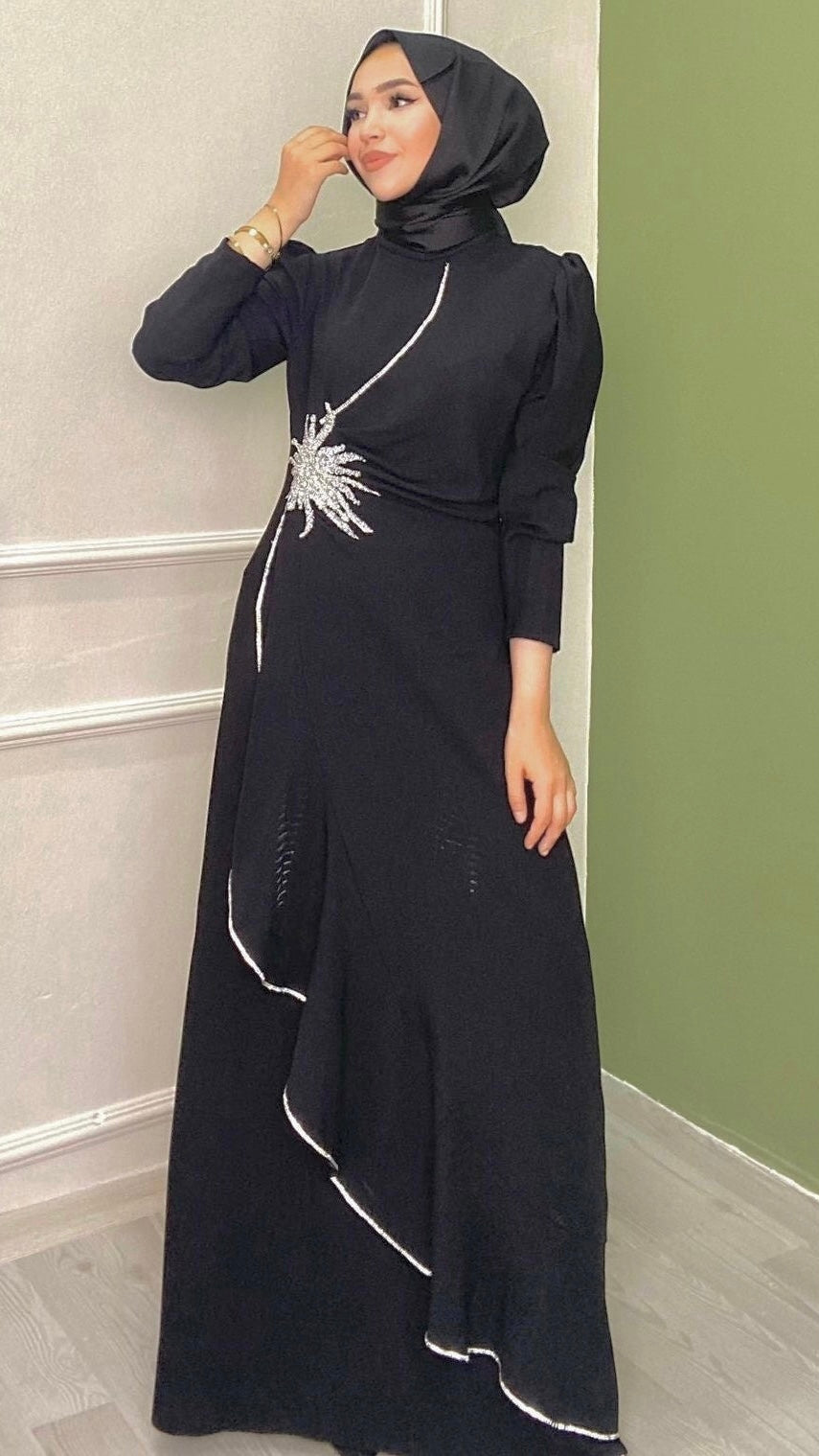 Çiçek Taşlı Krep Kumaş Abiye Siyah