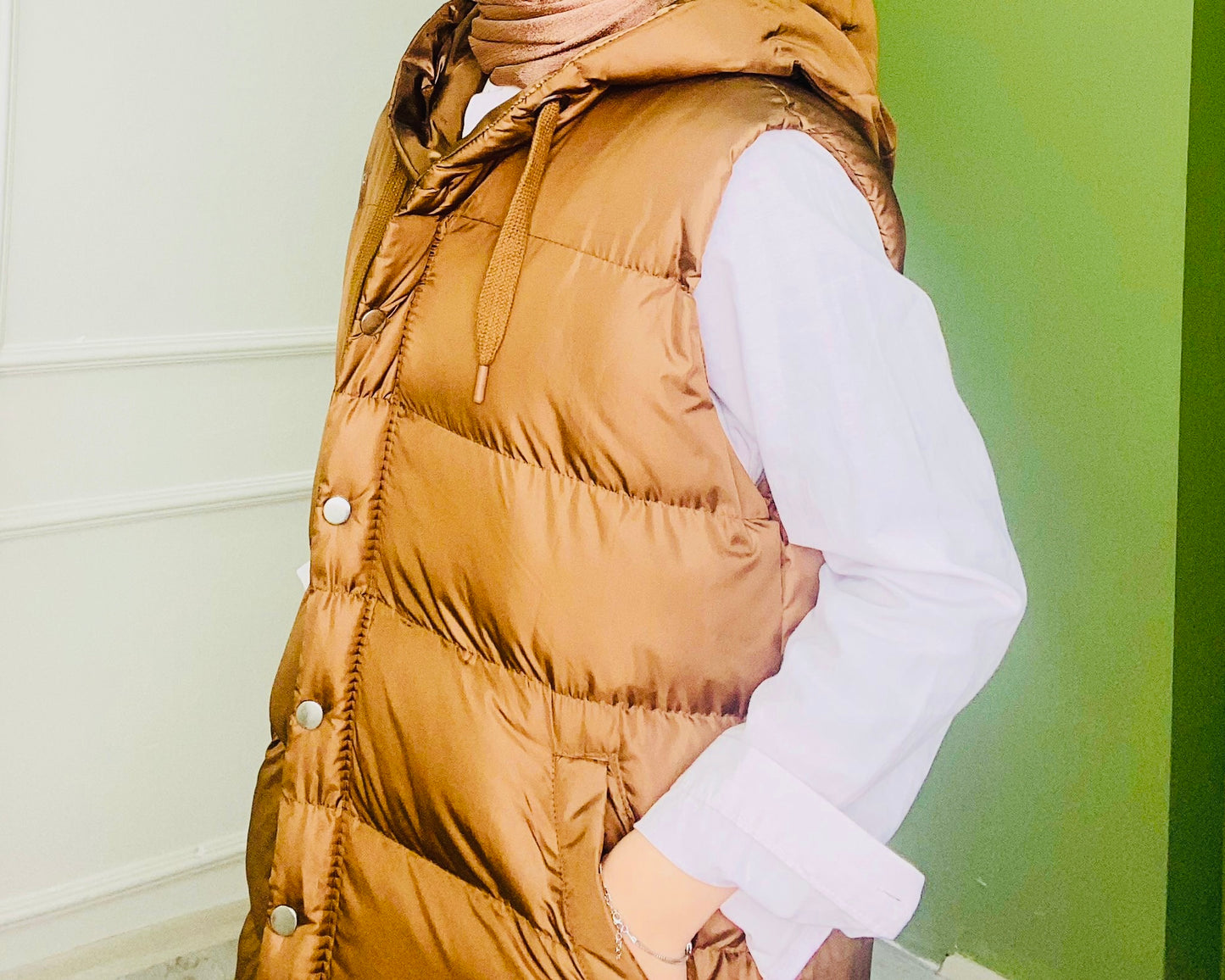 Kapşonlu Şişme Yelek Kahve