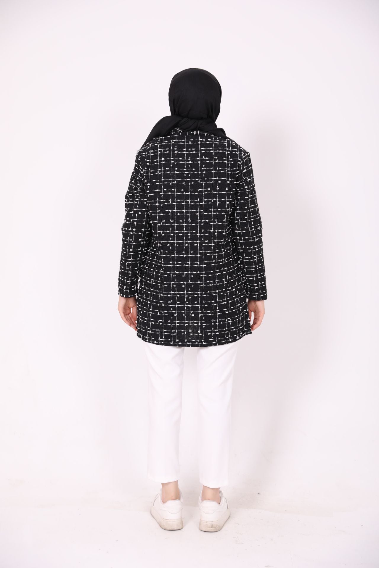 Single Button Pocket Chanel Jacket Black