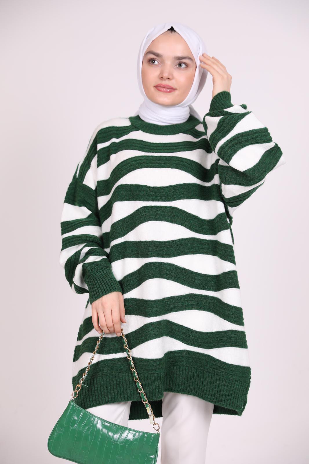 Stripe Pattern Araboy Sweater Green