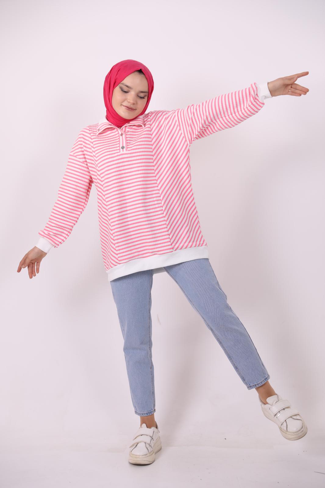 Yakası Çıtçıtlı Çizgili Sweat Pembe