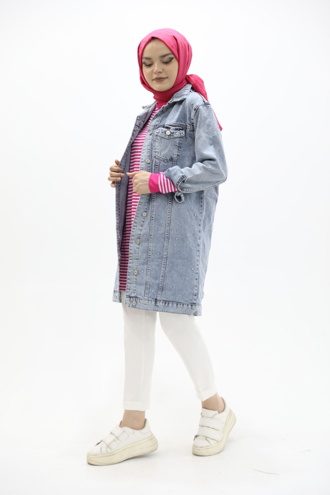 Stone Detailed Denim Jacket Blue
