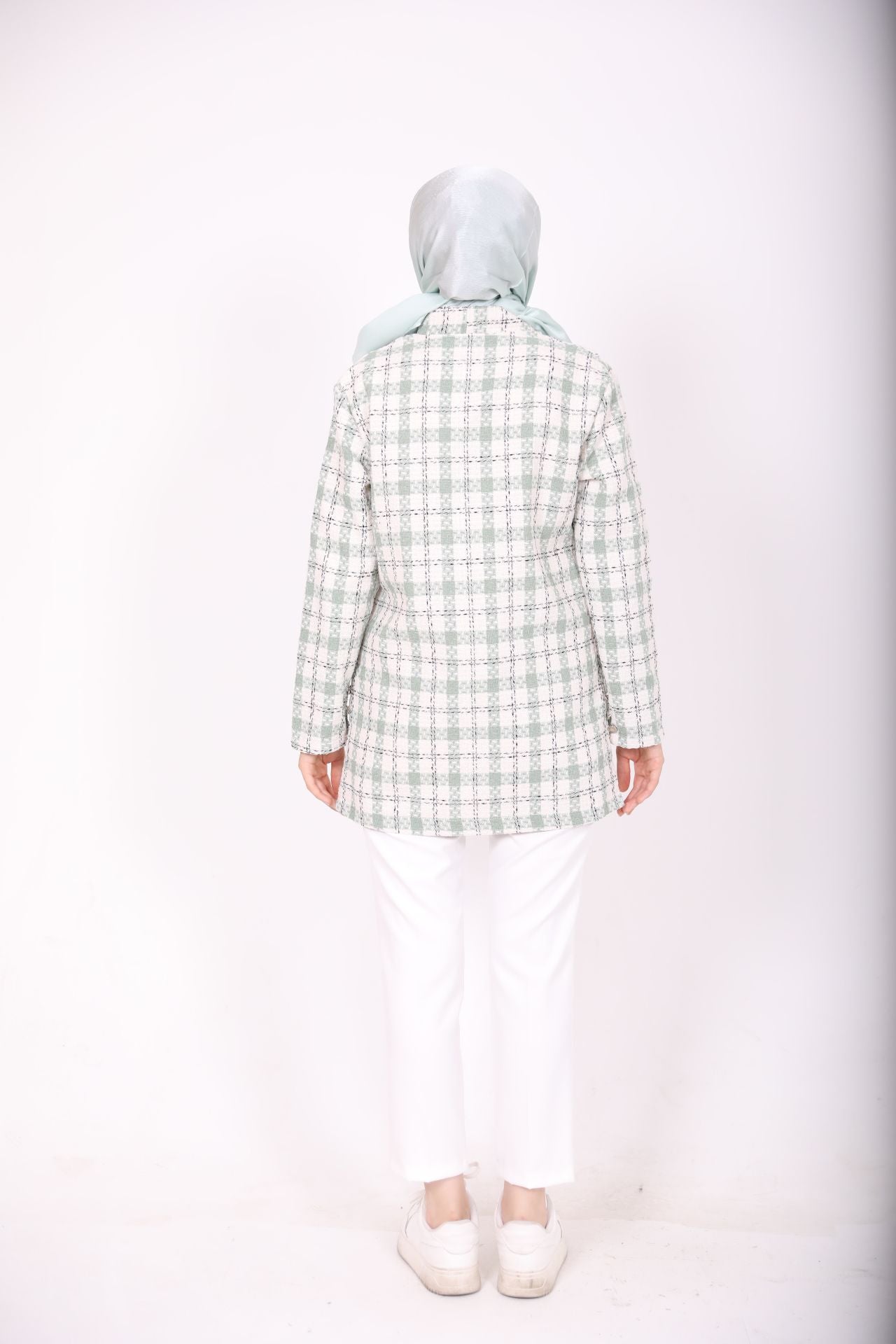 Single Button Pocket Chanel Jacket Green