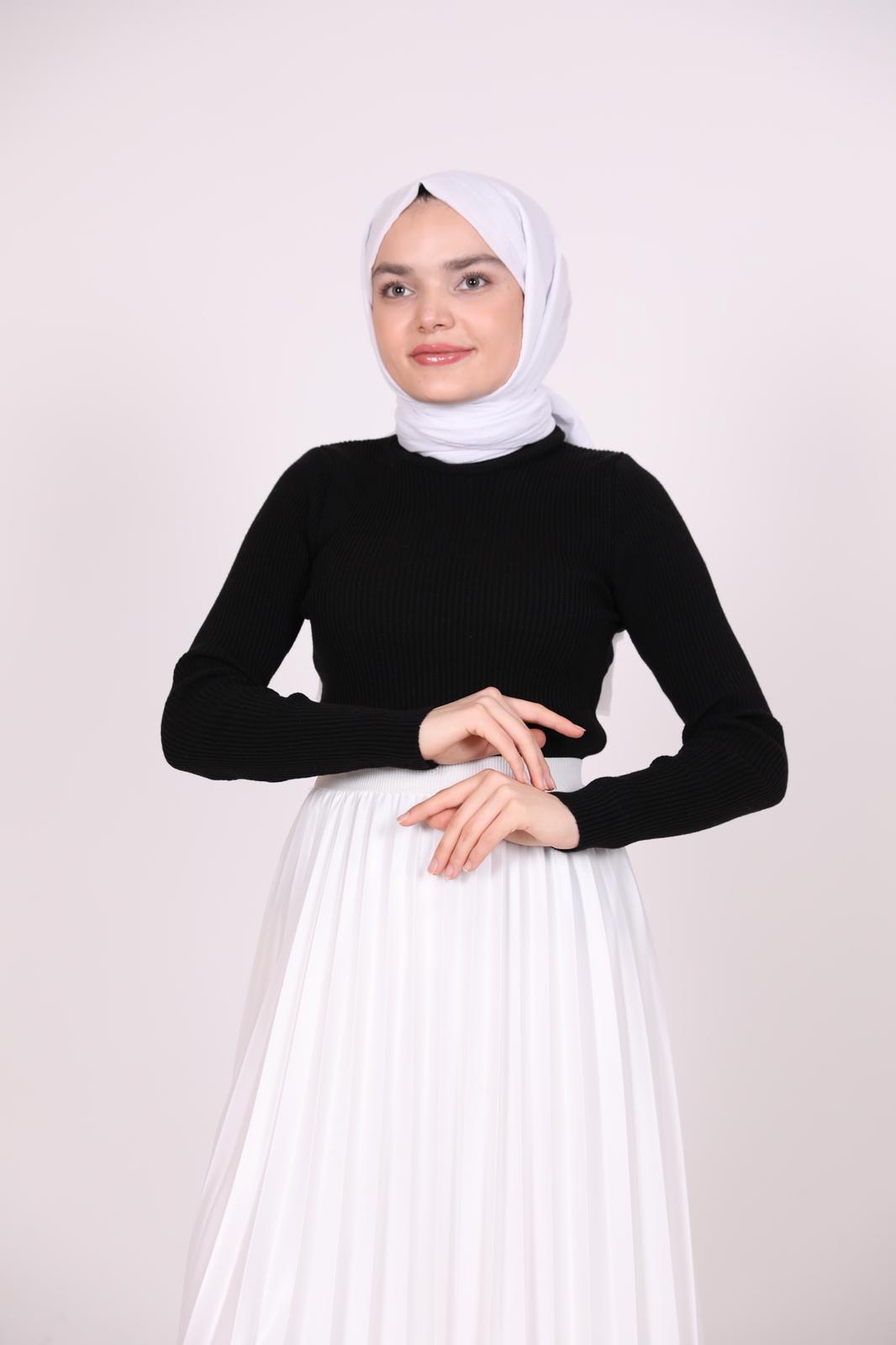 Boğazlı Triko Badi Siyah