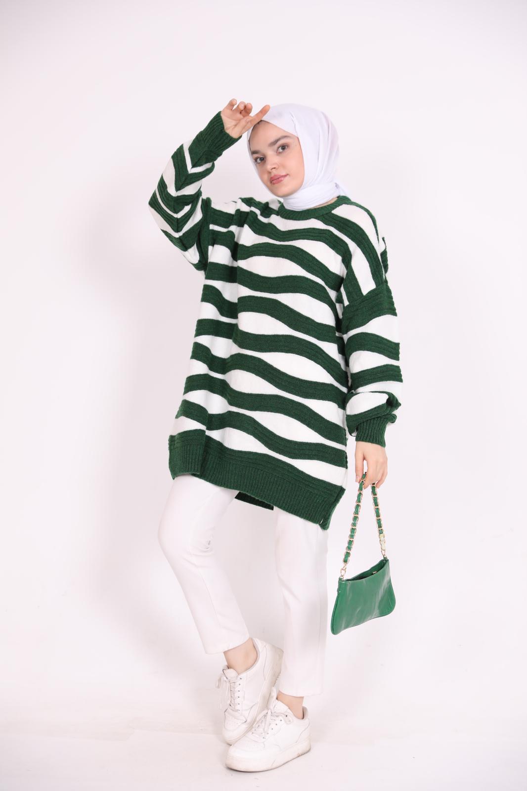 Stripe Pattern Araboy Sweater Green
