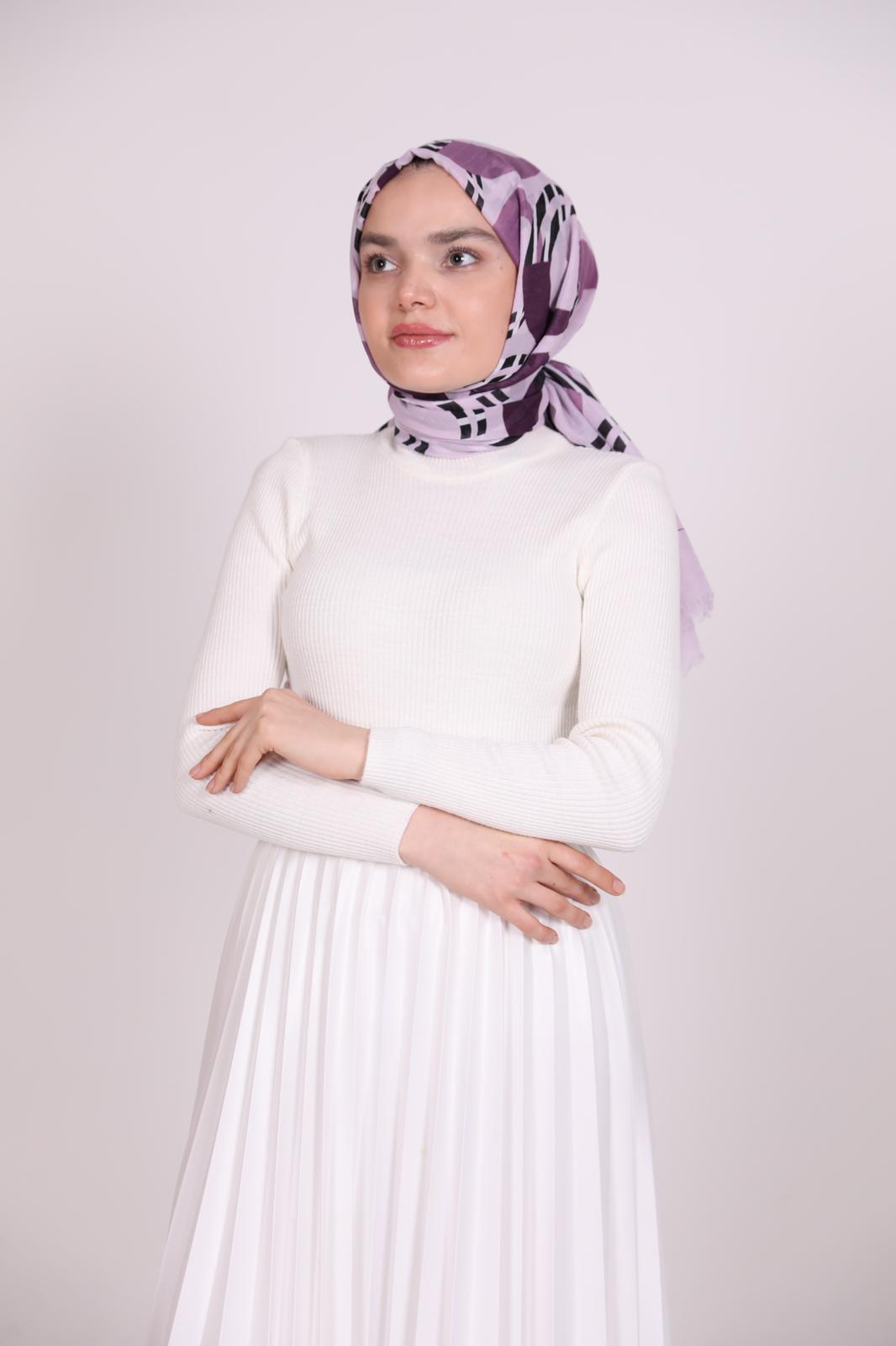 Turtleneck Knitwear Badi White