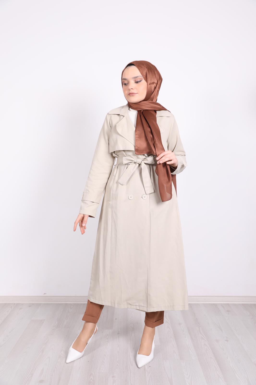 Button and Waist Lace Trench Beige