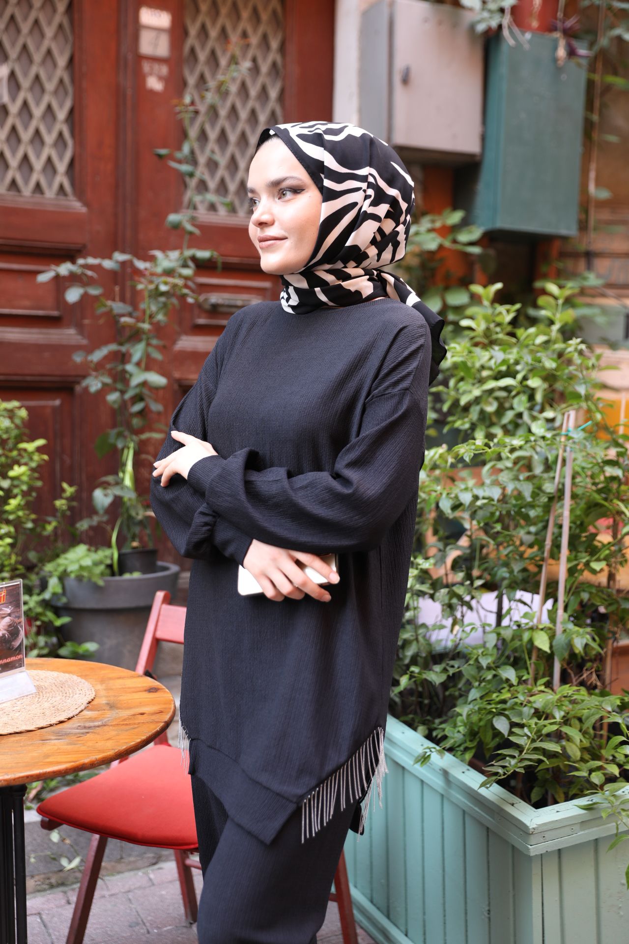 Skirt Chain Detailed Suit Black