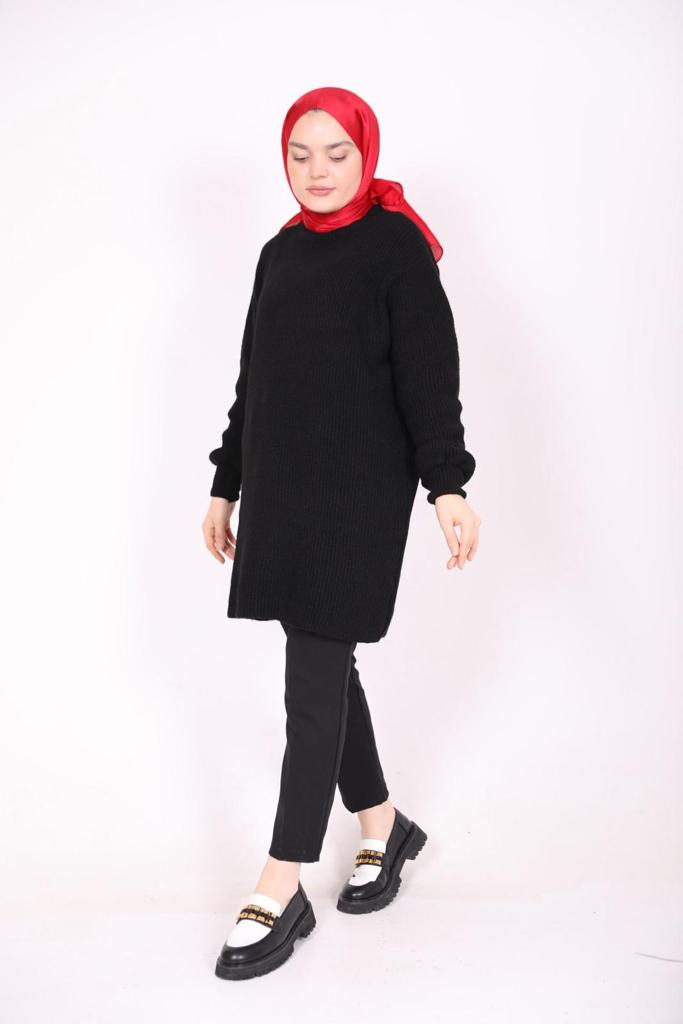 Solid Color Araboy Sweater Black