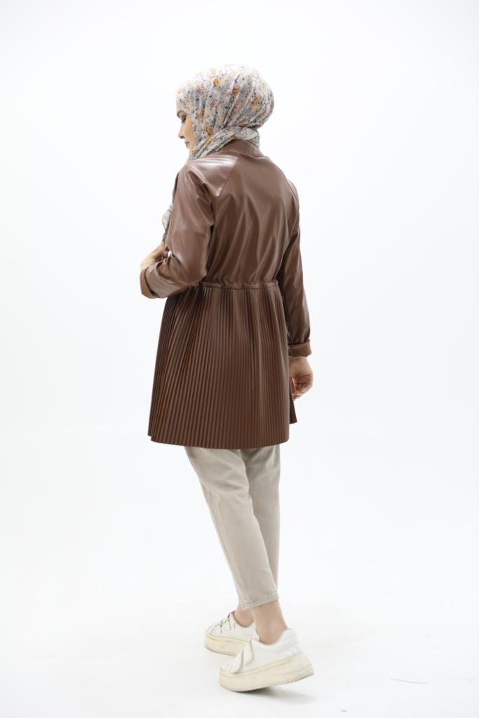 Belted Pleated Leather Cap Brown