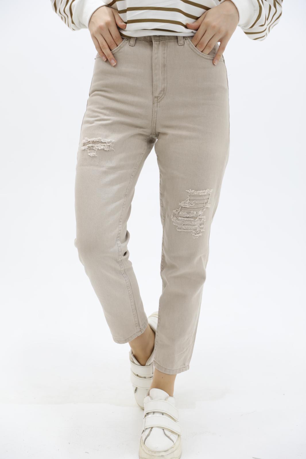 Mom Jean Trousers with Slits at the Knees Beige