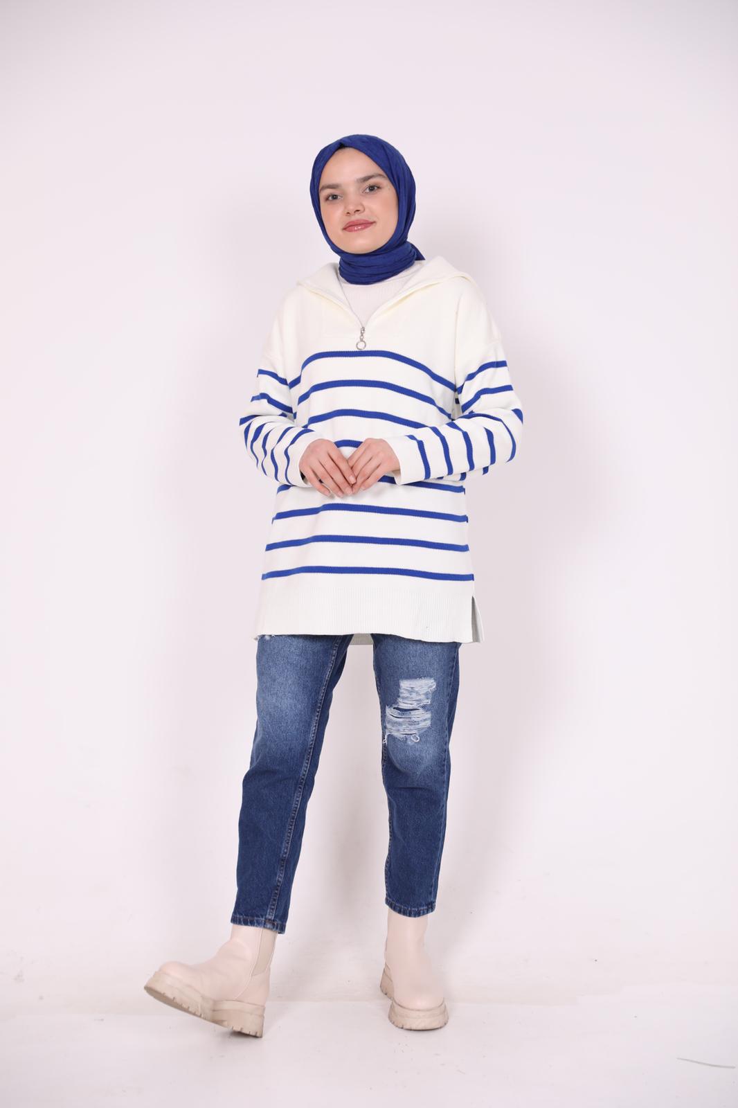 Striped Knitwear Sweater with Zipper on the Collar Blue