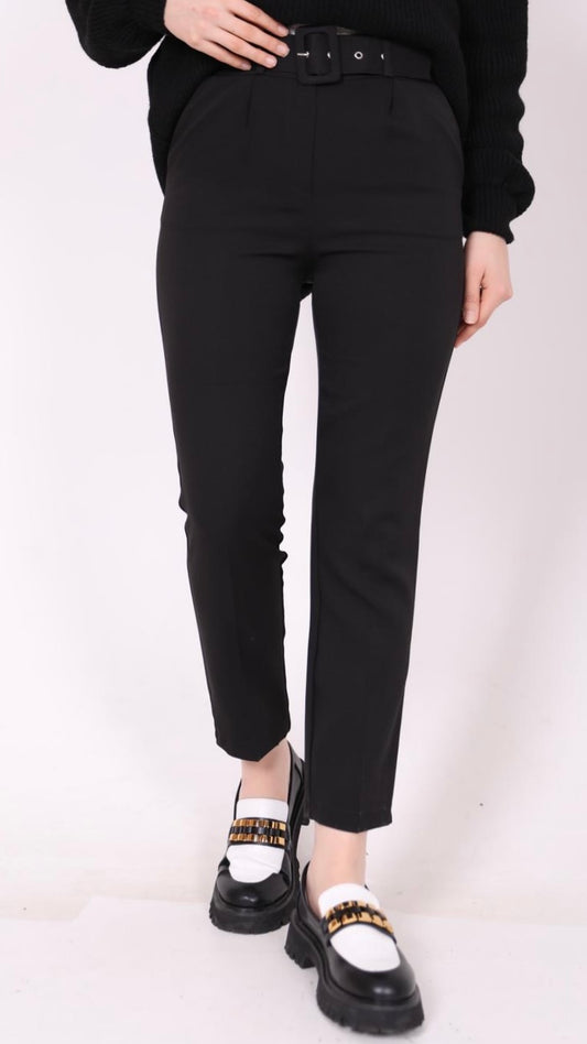 Geniş Kemerli Havuç Model Pantolon Siyah