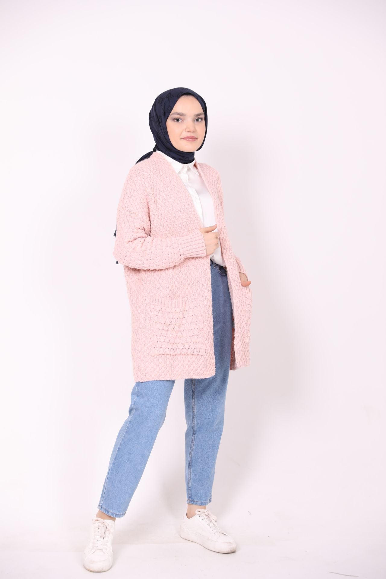 Double Pocket Knitted Model Cardigan Powder