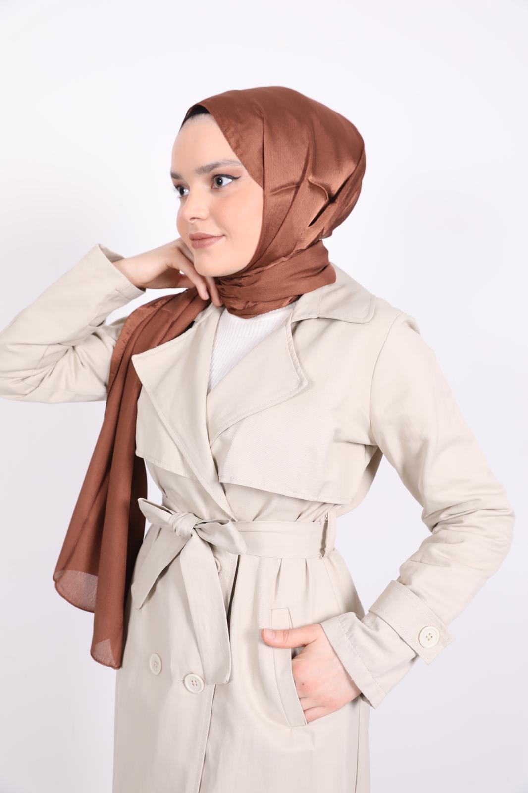 Button and Waist Lace Trench Beige