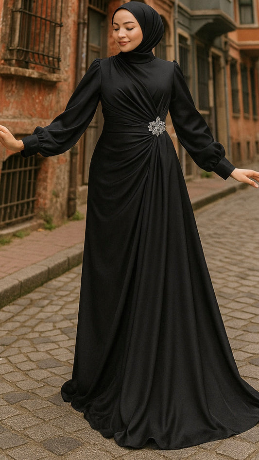 Yaprak Desenli Asimetrik Model Saten Elbise Siyah