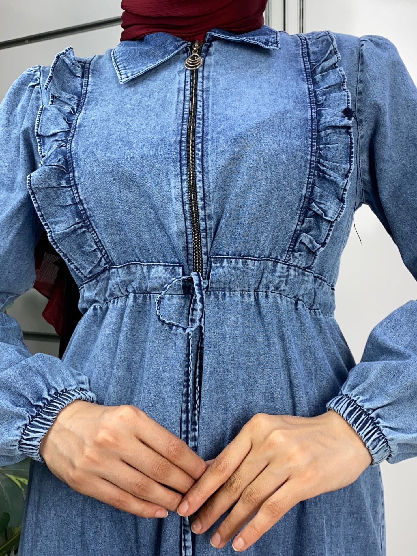 Önü Fermuarlı Beli Bağcıklı Kot Elbise Açık Mavi