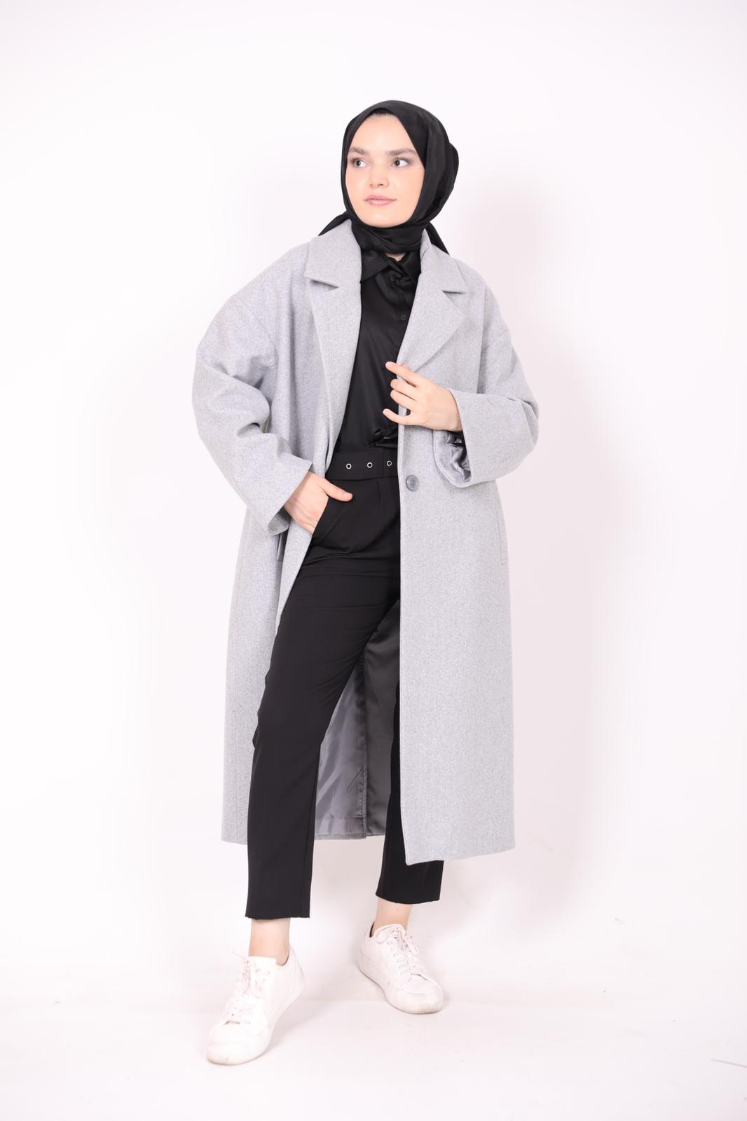 Oversized Coat with Pleat Detail on the Sleeve Gray