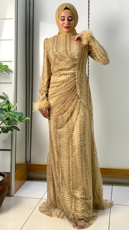 Kolları Püskül Detaylı Balık Model Abiye Gold