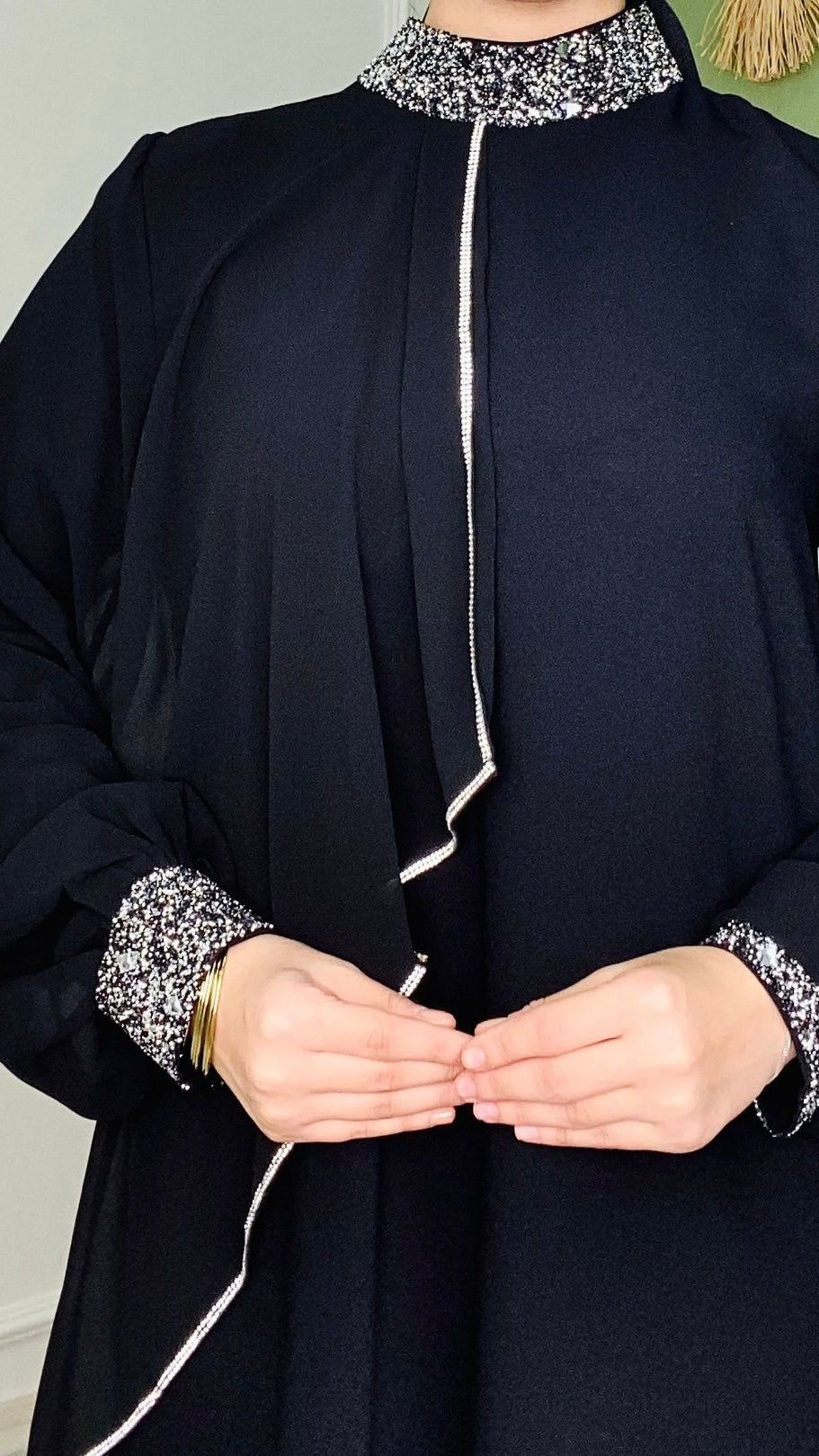 Simetrik Kesim Taş Detaylı Abiye Siyah