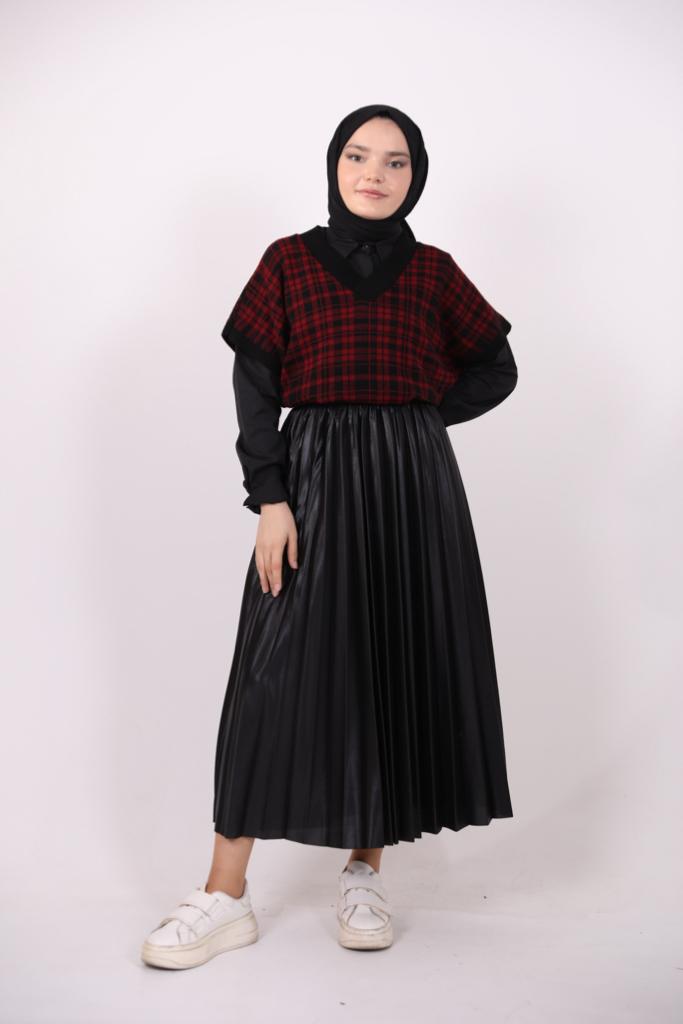 Square Pattern Sweater Red