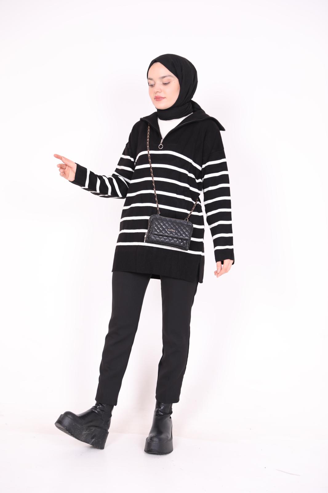 Zippered Collar Striped Knitwear Sweater Black