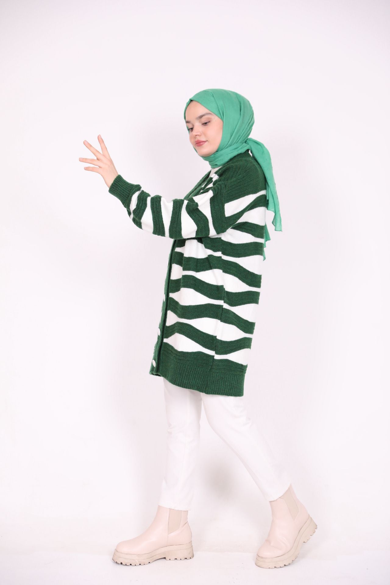 Wide Striped and Buttoned Cardigan Green
