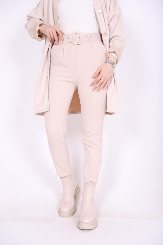 Wide Belt Carrot Pattern Trousers Beige