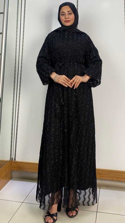 Güpür Modelli Beli Kuşaklı Elbise Siyah