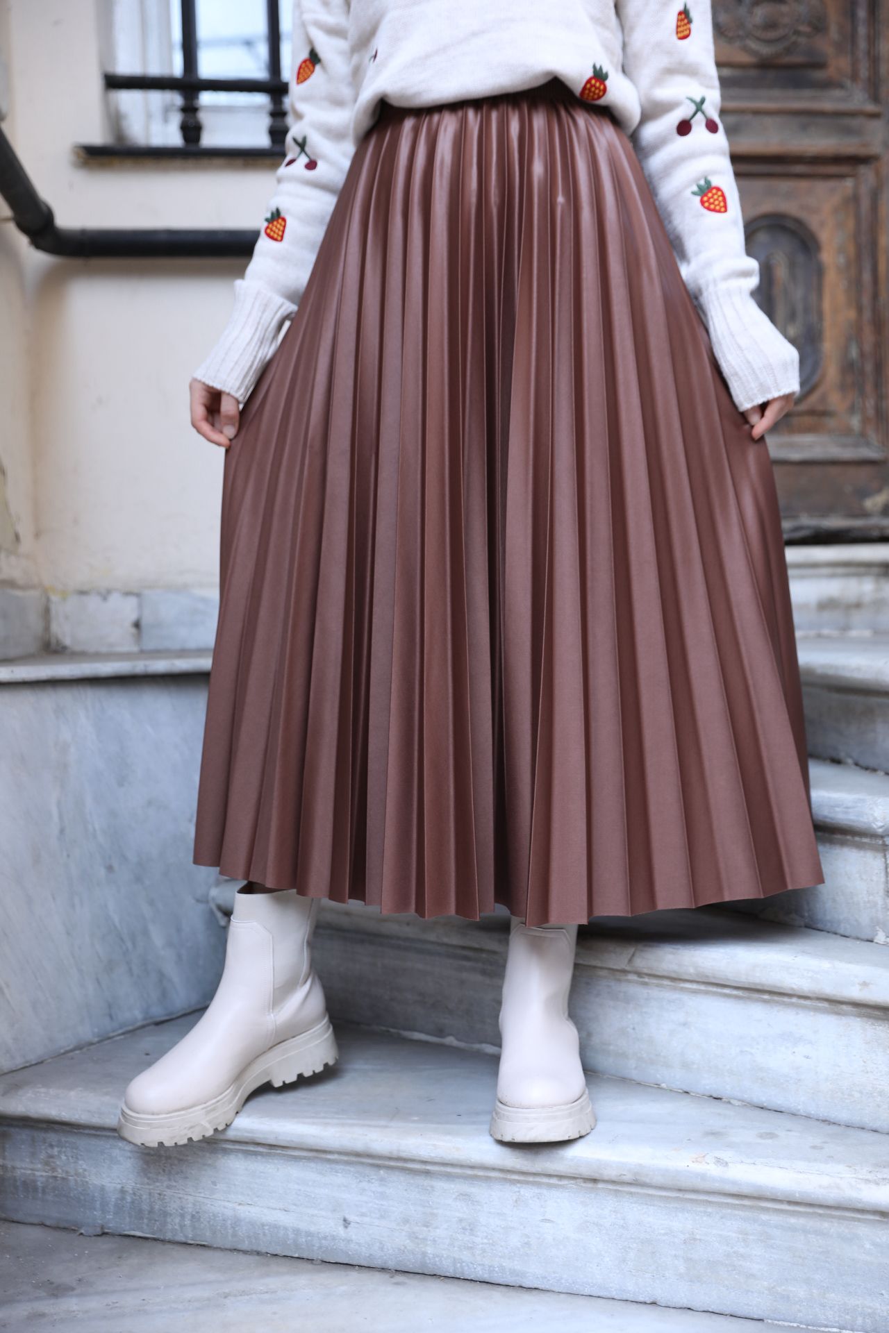Leather Look Pleated Skirt Bitter Brown