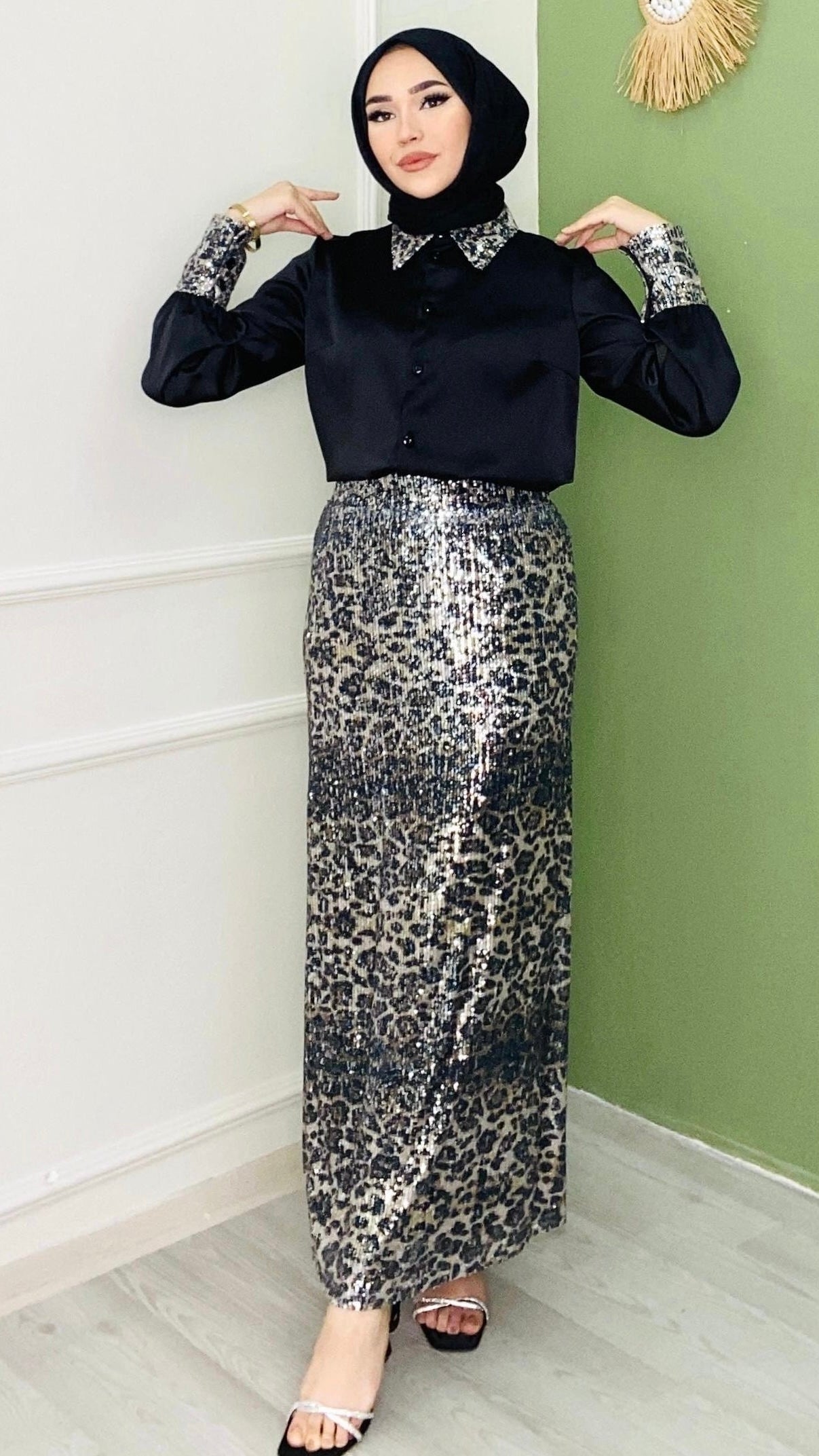 Etekli Leopar Takım Siyah