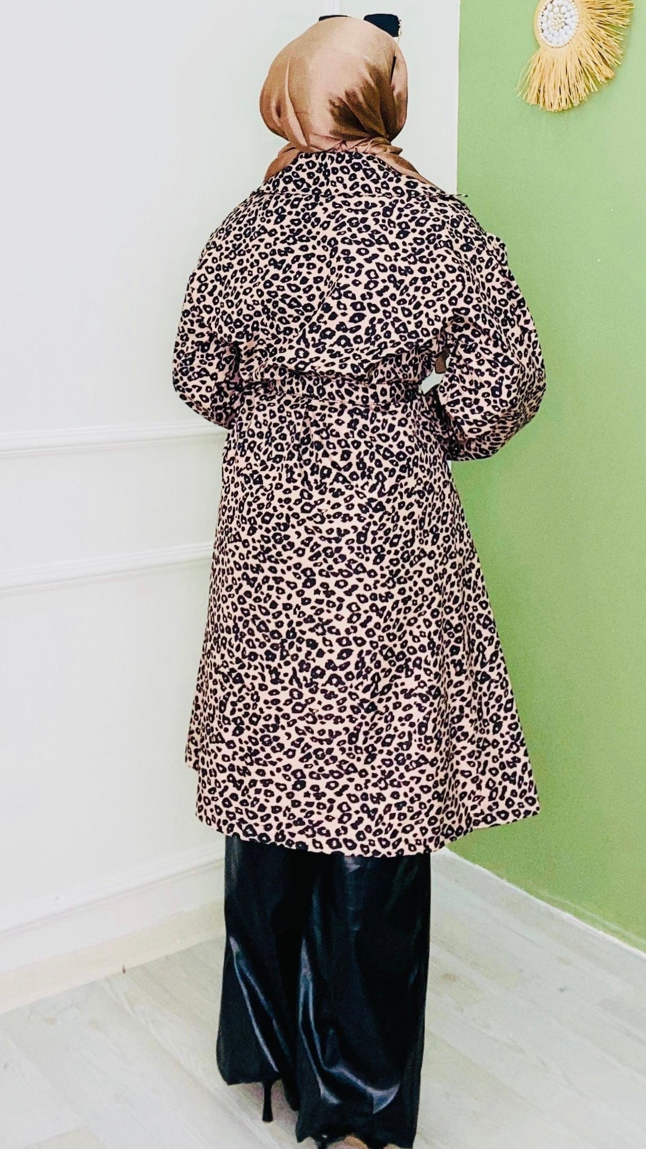 Leopar Desenli Kuşaklı Trenç Kahve