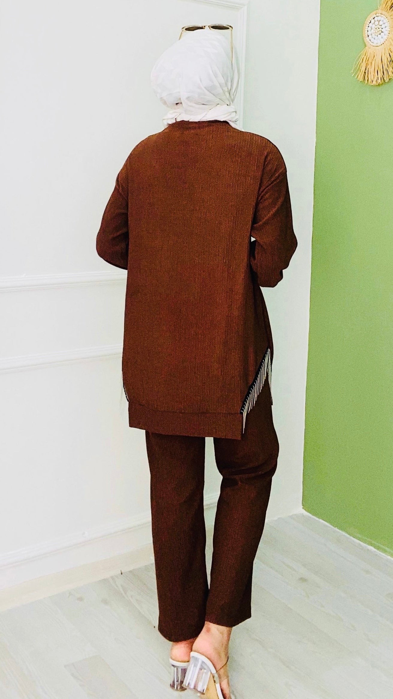 Skirt Chain Suit Brown