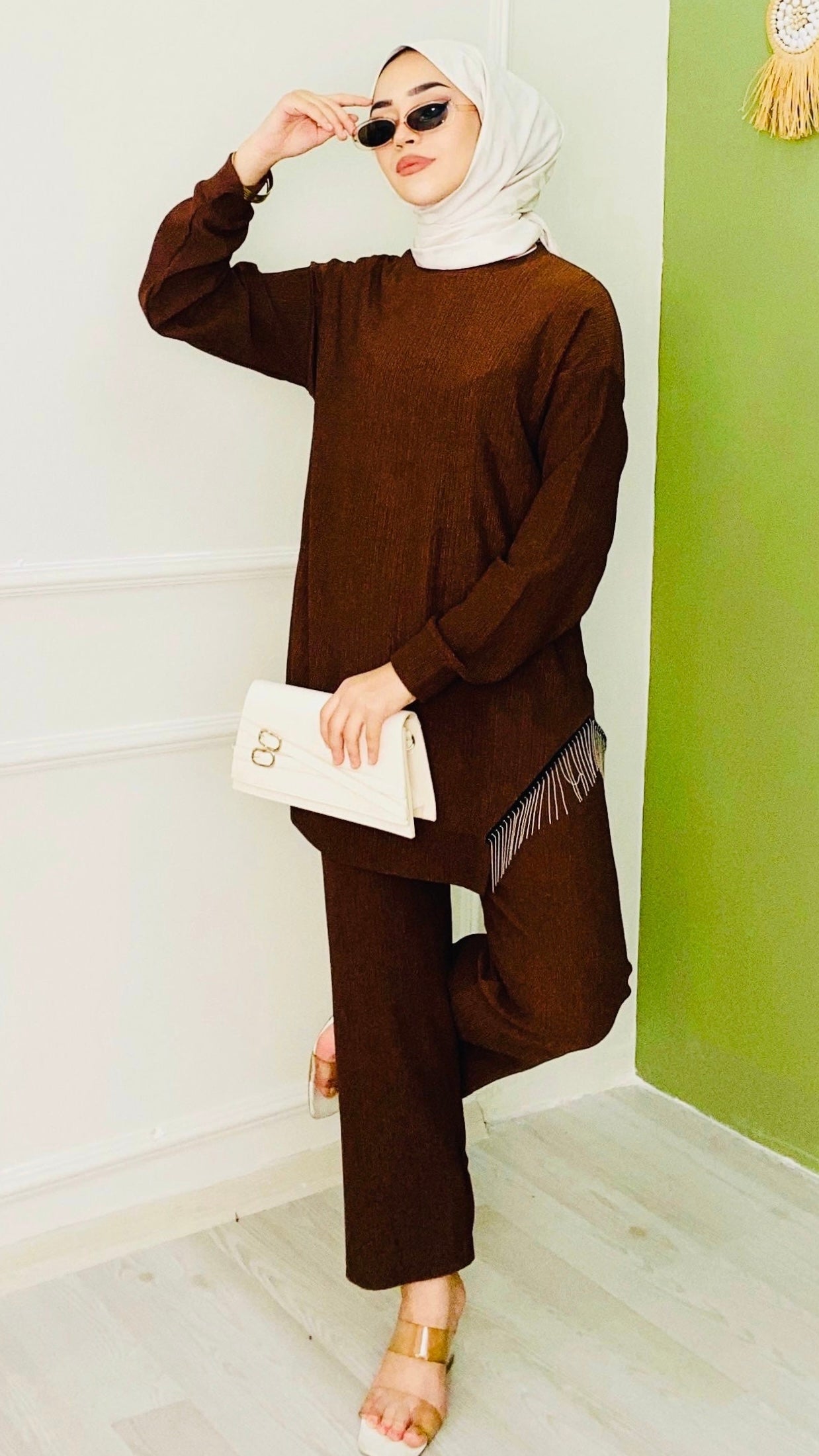 Skirt Chain Suit Brown