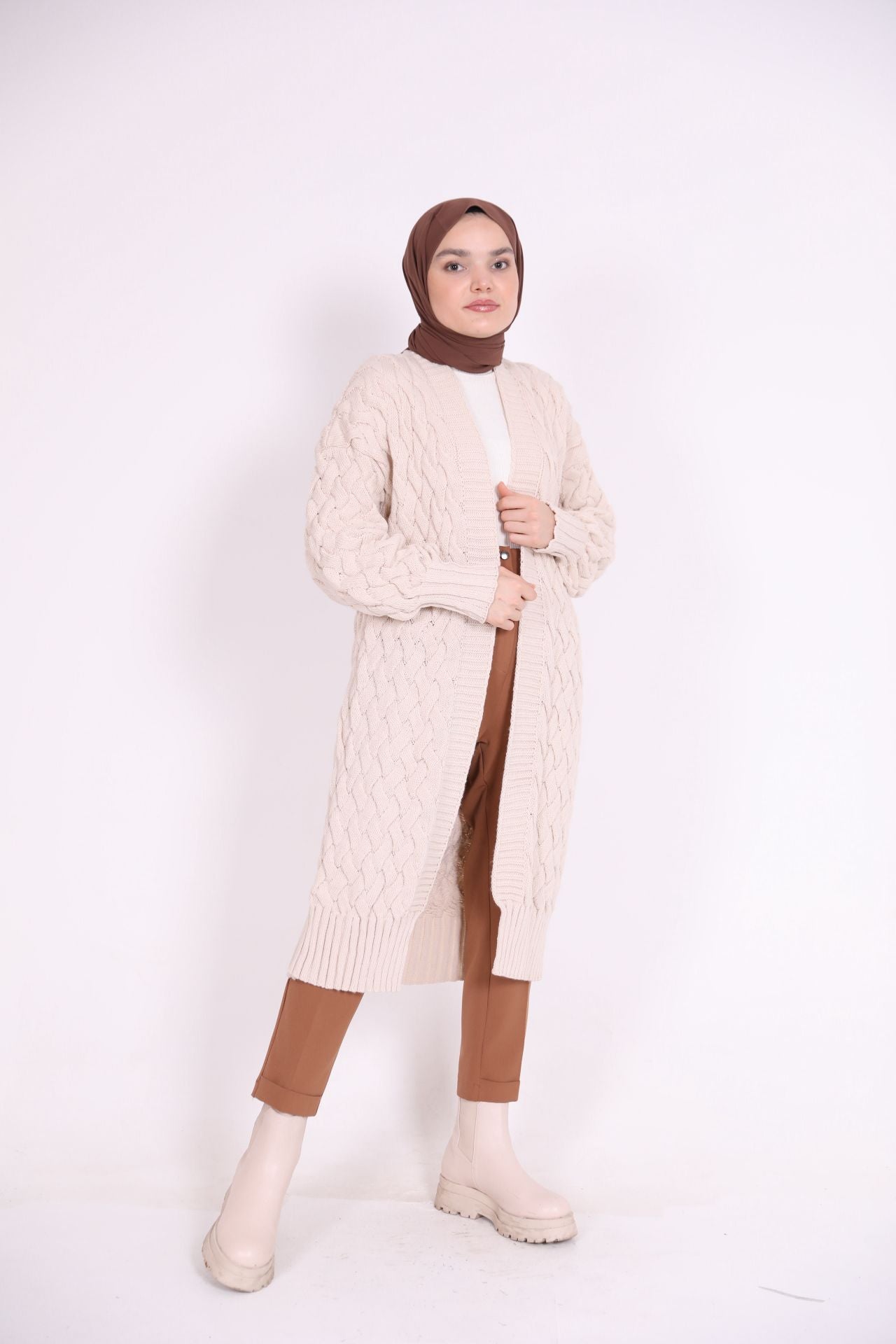Long Knitted Cardigan Beige