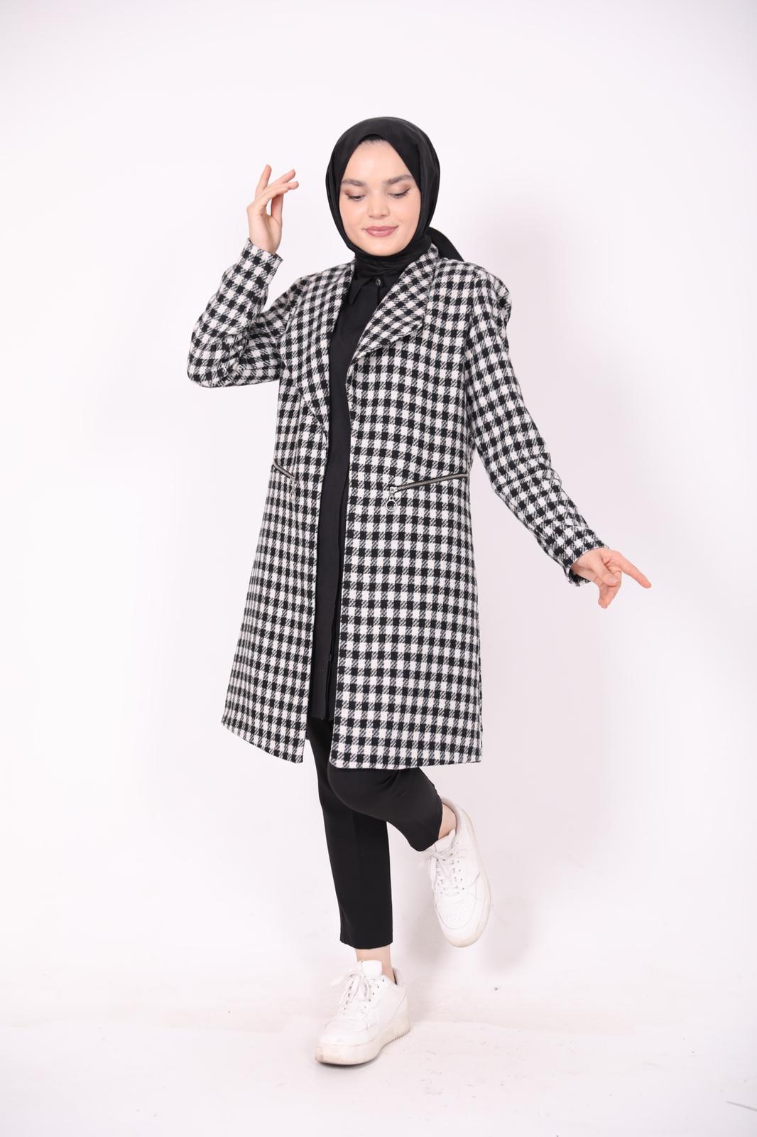 Houndstooth Pattern Coat with Zipper Pockets Black